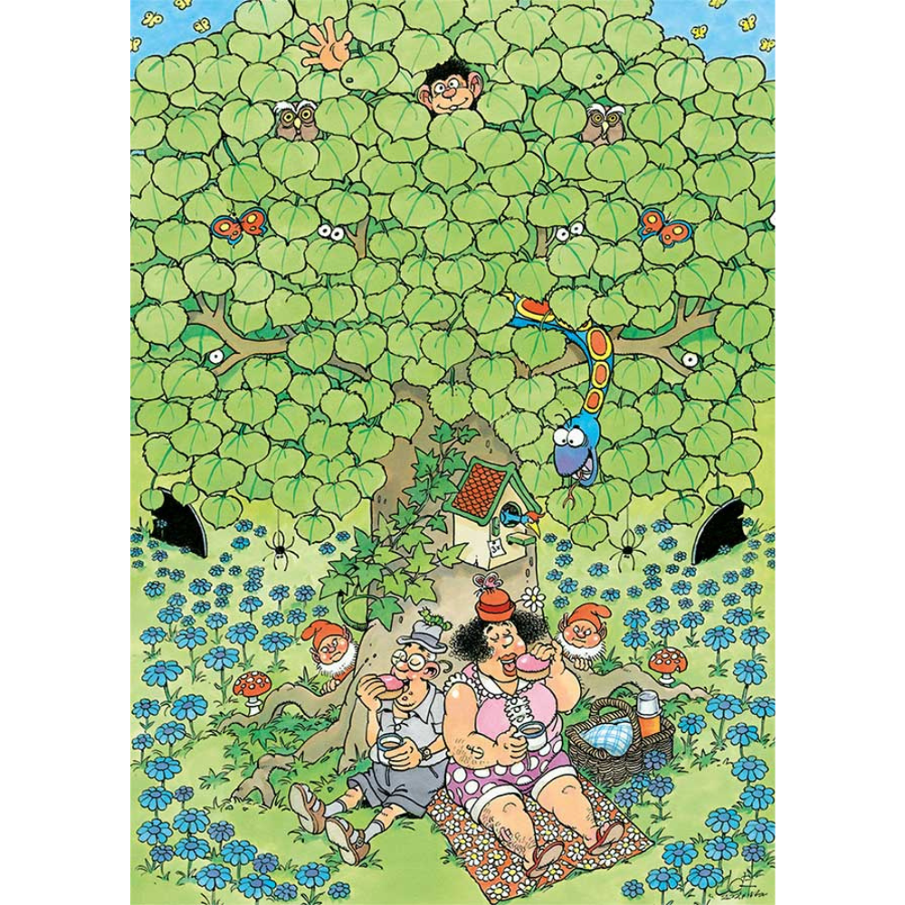 Enjoying a Picnic - Thirsty Meeples