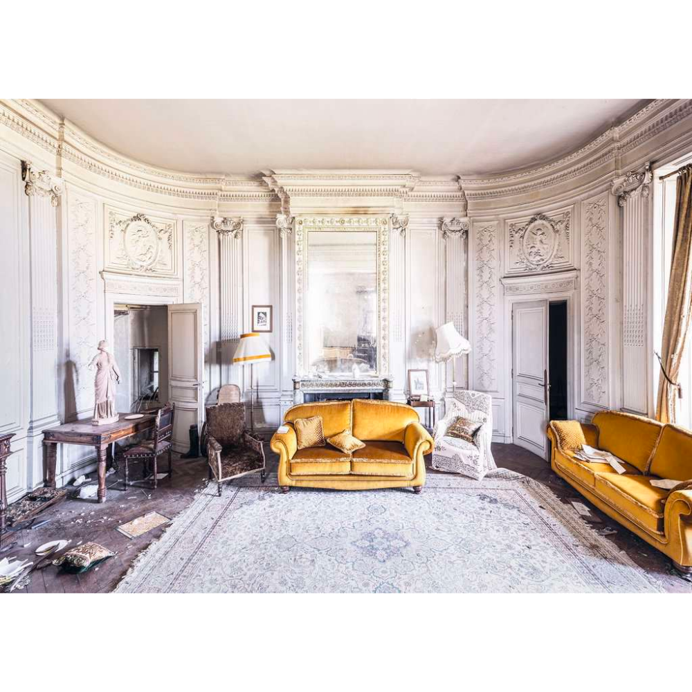 Lost Places: White Room